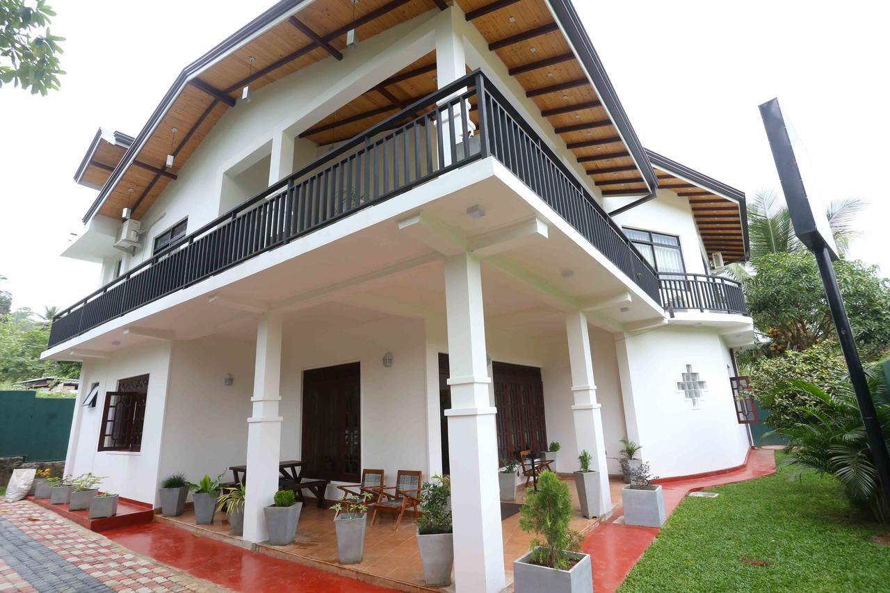 Madhusanka Holiday Home Digana Exterior foto